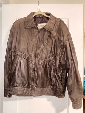 Vintage Brown Leather Jacket (XL) – Classic Oversized Fit, Genuine Leather